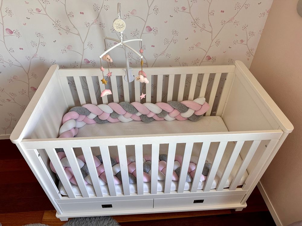 Kidsmill shakery cot clearance bed