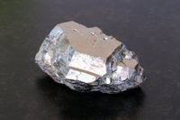 Sehr grosser Pyrit aus Rio Marina (Elba, Italien) - Mineral