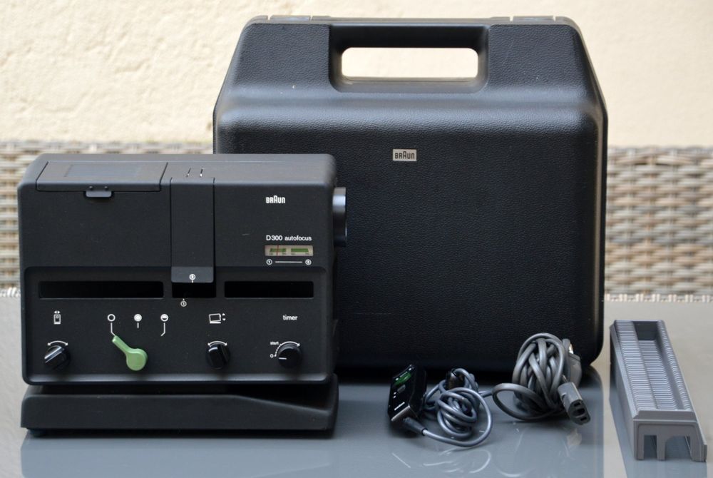 Projecteur diapos Braun D300 avec support + écran projection (D