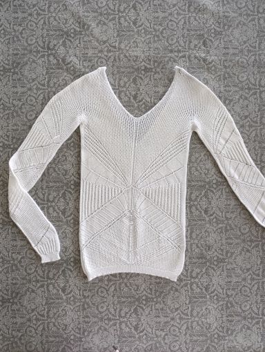 Pinko Pullover & Sweatshirts: PINKO Damen Pullover Weiss Grösse S neuwertig – Neu (gemäss Beschreibung) aus Hergiswil NW von pol_9dl8 1