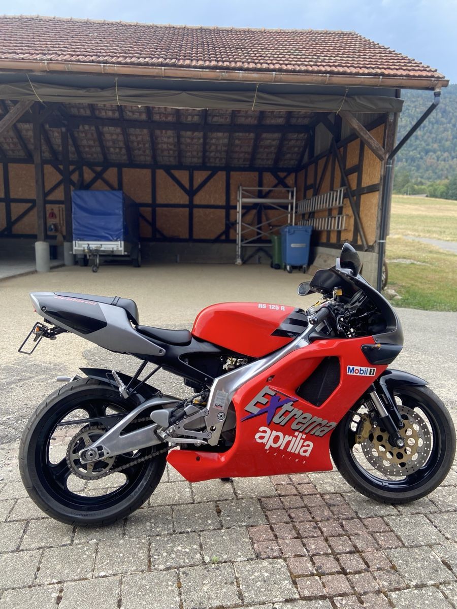 Aprilia Strasse: Aprilia RS 125 Extrema 1994 – Gebraucht aus Grenchen von Motorini