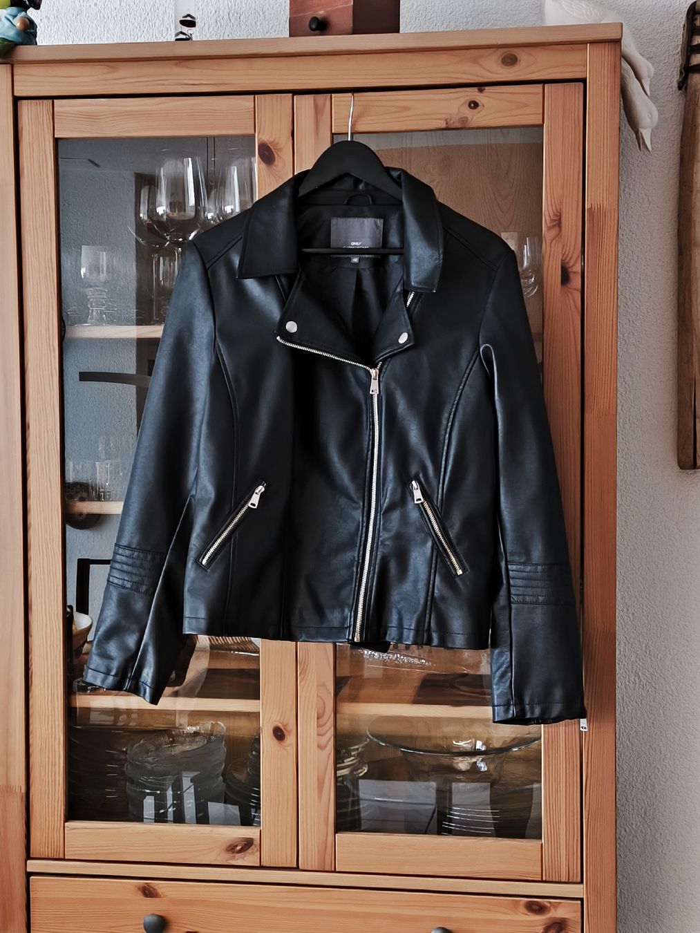 Only Giacche: Lederimitat Jacke Gr.46 ONLY – Nuovo (secondo la descrizione) da Burgdorf venduto da Ropajesi