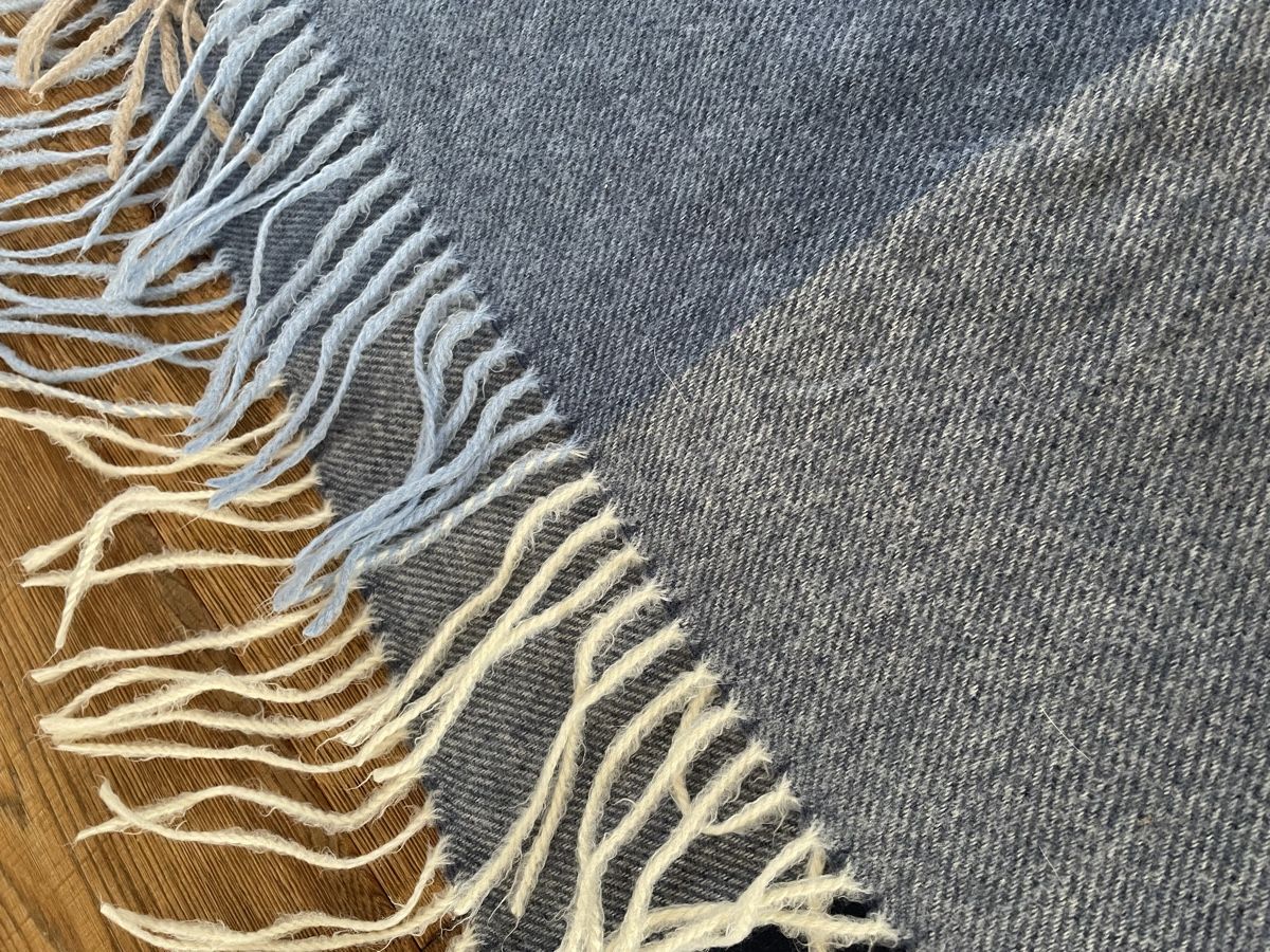 Foulard & Sciarpe: Schal – Nuovo (secondo la descrizione) da Benken ZH venduto da stefiz 1