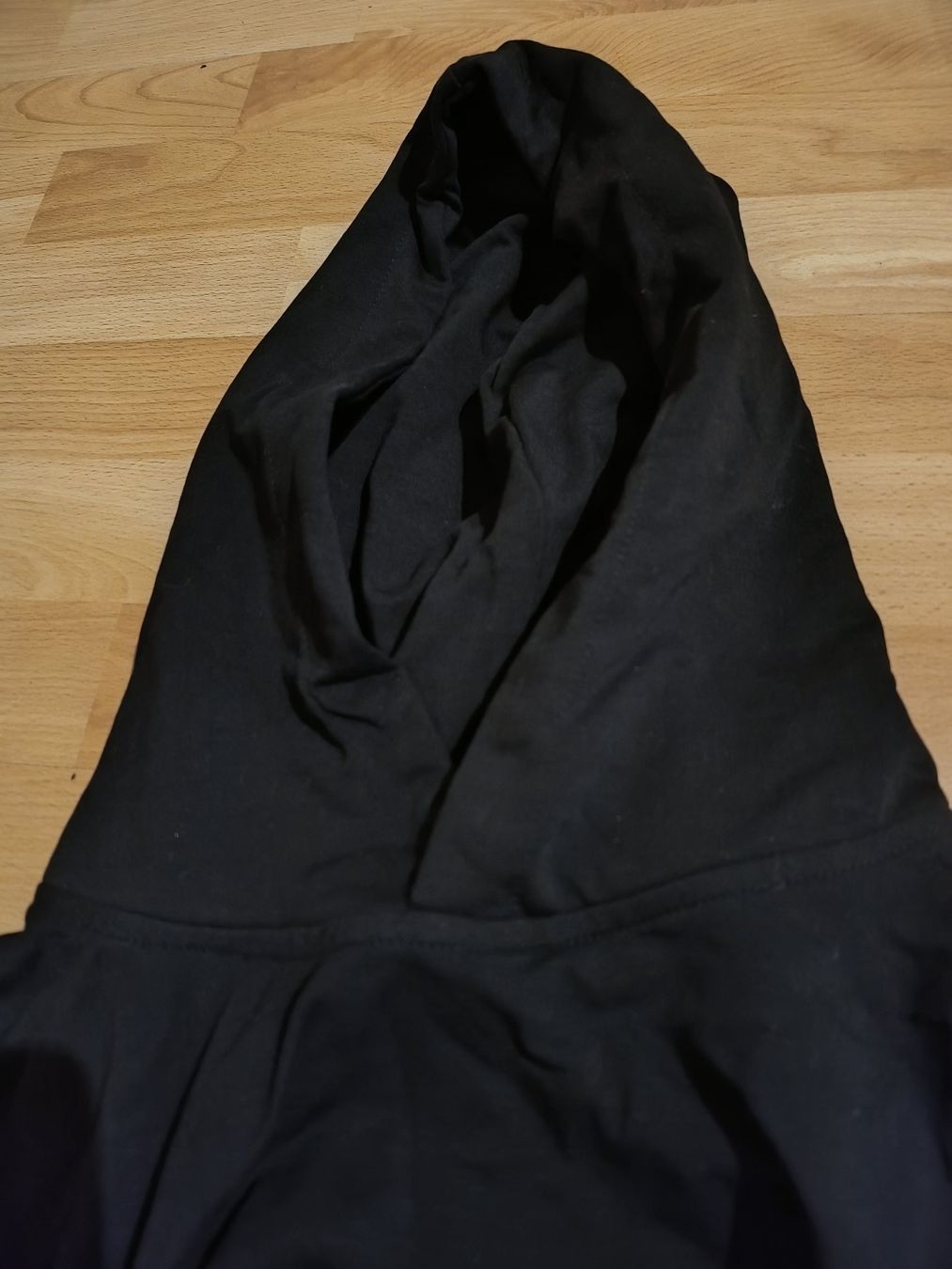 Hüte, Mützen & Caps: Kaputzenmütze und Beinstulpen – Gebraucht aus Pfäffikon SZ von Elendir 1