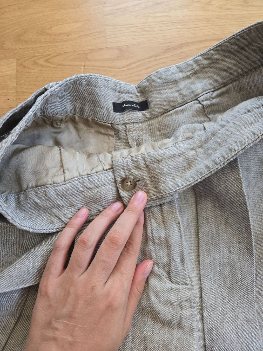 Massimo Dutti Pantalons: Massimo Dutti linen shorts 42 – D'occasion à Horgen par dariajedraszyk 2