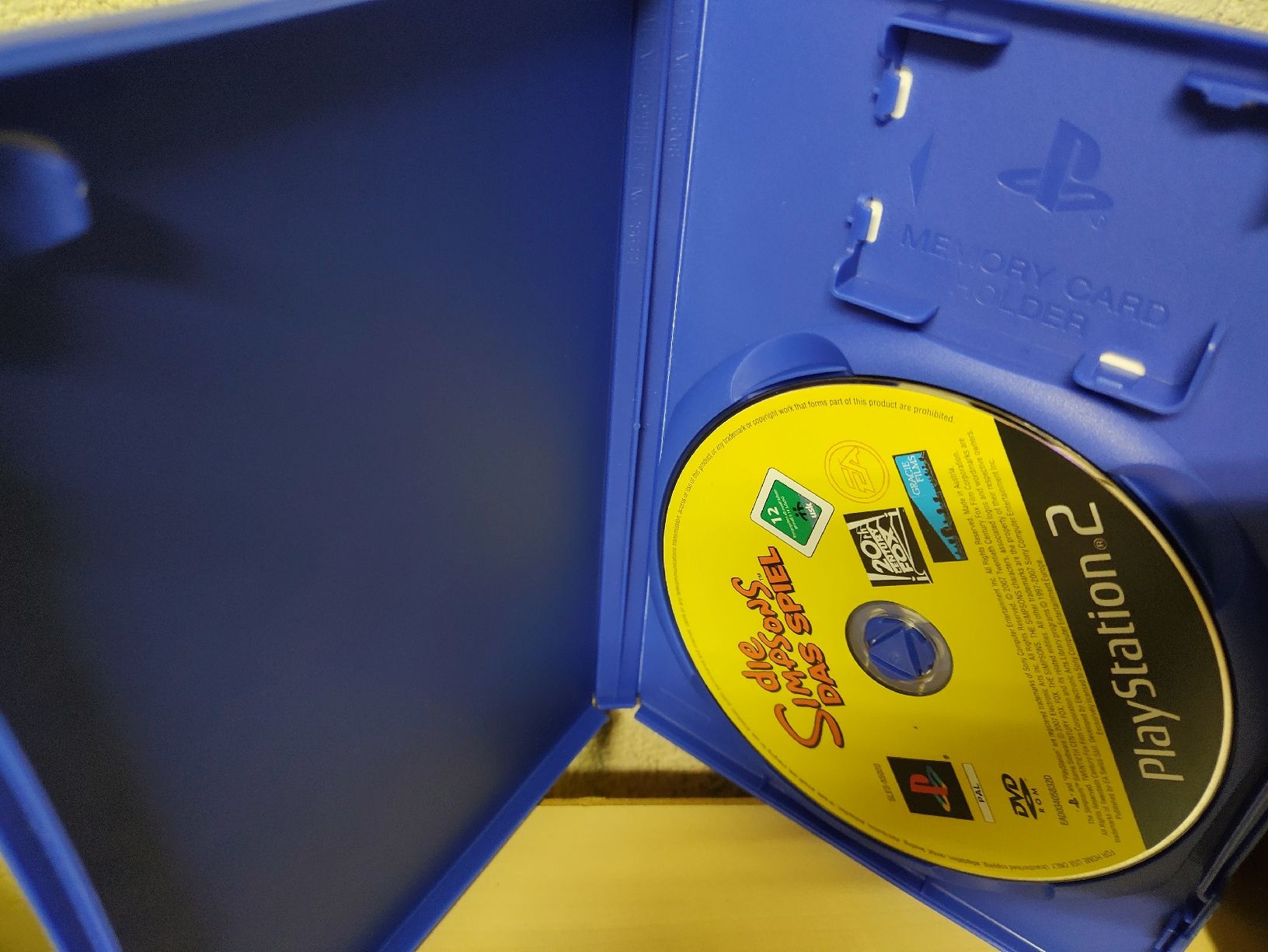 Sony Giochi: Jeu PS2 Les Simpsons - Le Jeu - Playstation 2 DE – Usato da Fribourg venduto da PastGame 2