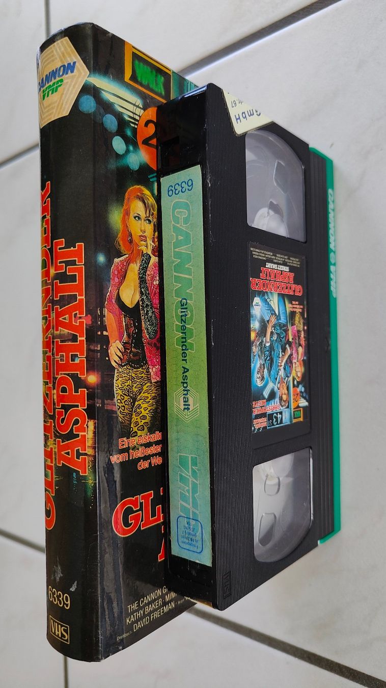 Tutti i VHS: VHS - Glitzernder Asphalt - Christopher Reeve,Morgan Freeman – Usato da Ueberstorf venduto da Movieman83 2