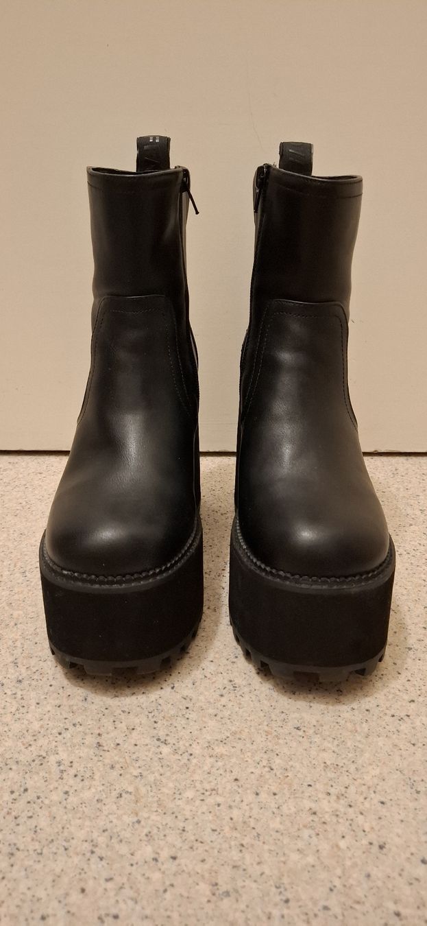 Buffalo Scarpe da donna: Buffalo Killah "Zip Boot Mid" – Nuovo (secondo la descrizione) da Basel venduto da des_7shx