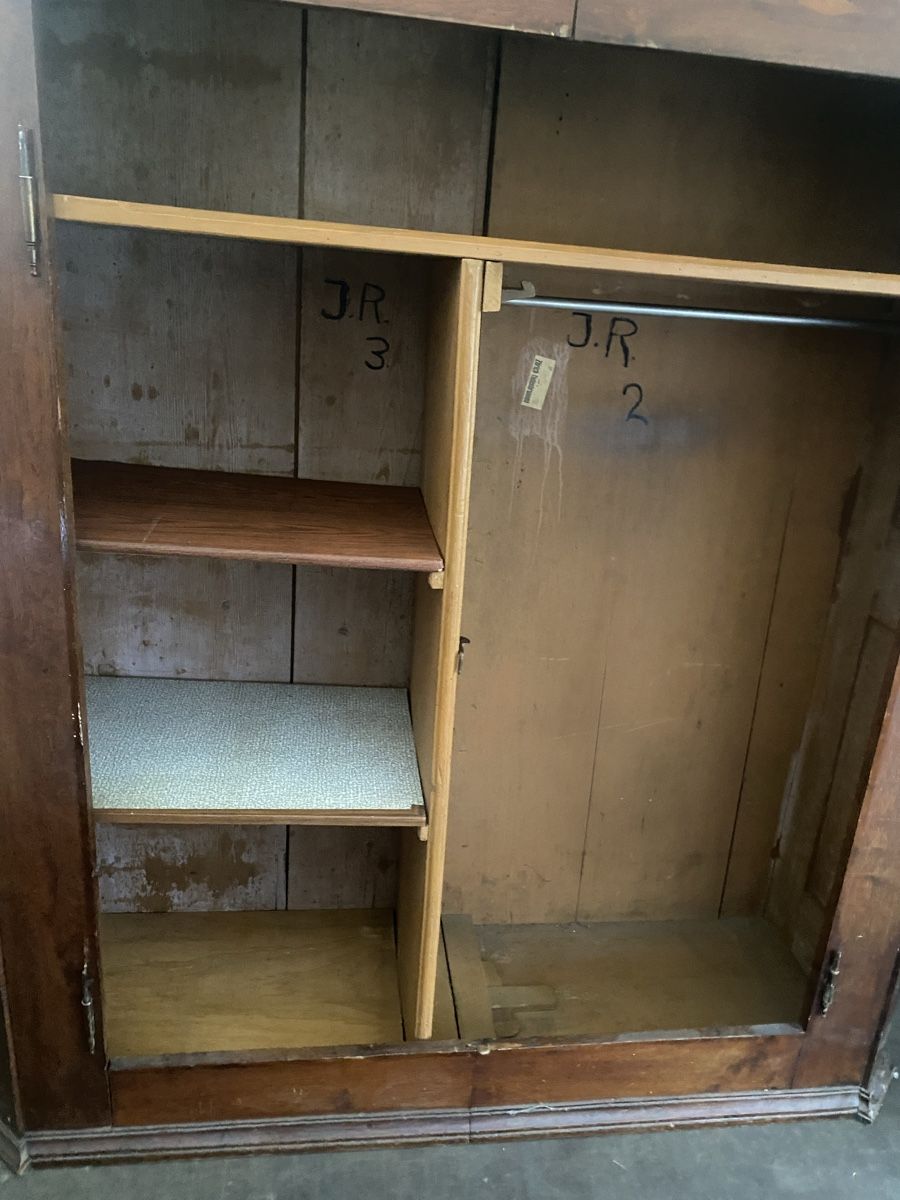 Armadi: Antiker Eichenschrank Massiv Vintage – Usato da Seewen SZ venduto da shaky01 6