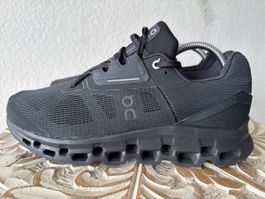 ON Cloud HELION Laufschuhe Schwarz Grösse 44