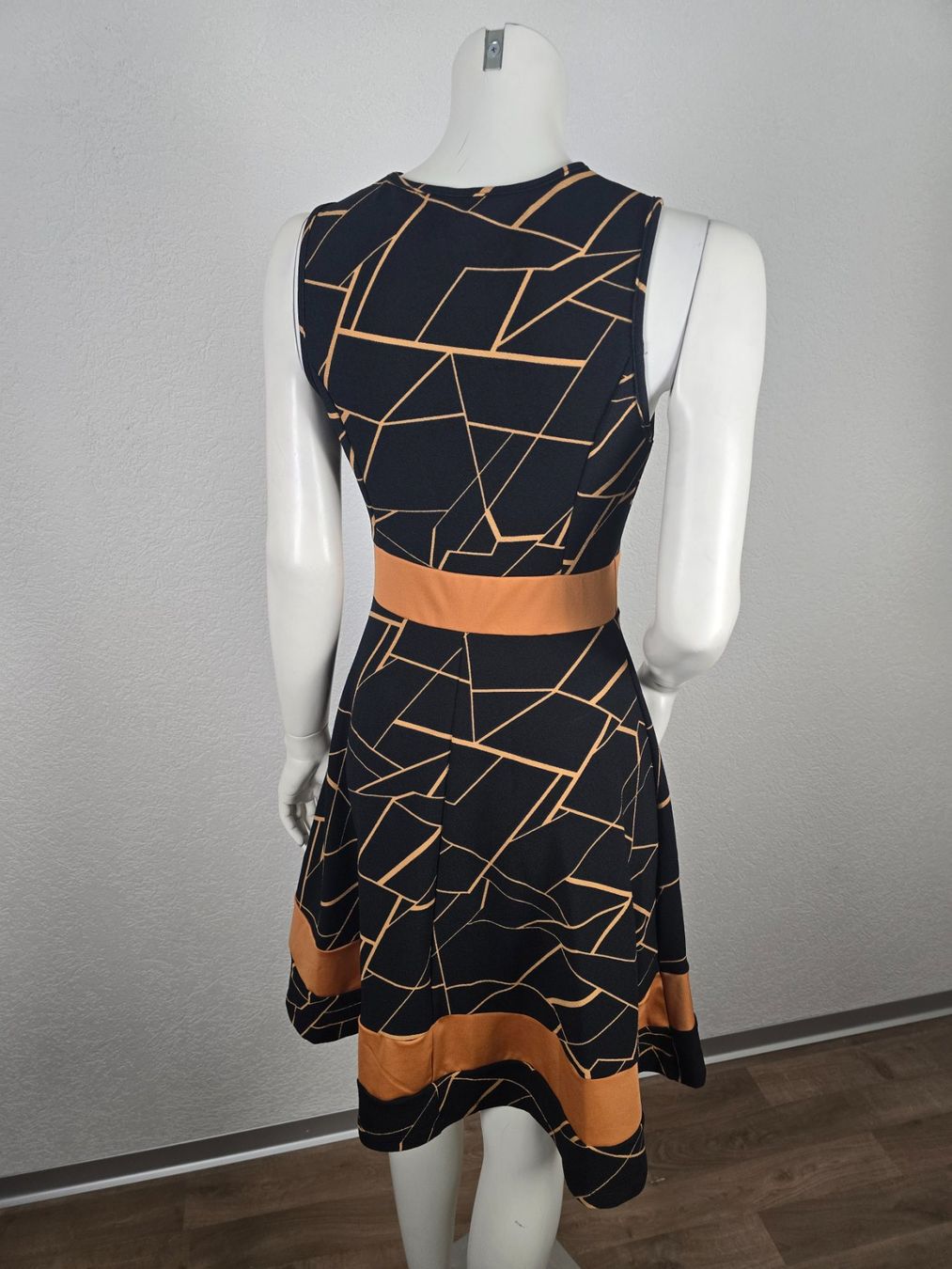 Kleider: Robe retro graphique T-S – Neu (gemäss Beschreibung) aus Les Verrières von kitel79 9