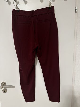 Amisu Hose dunkelrot Grösse 38 guter Zustand