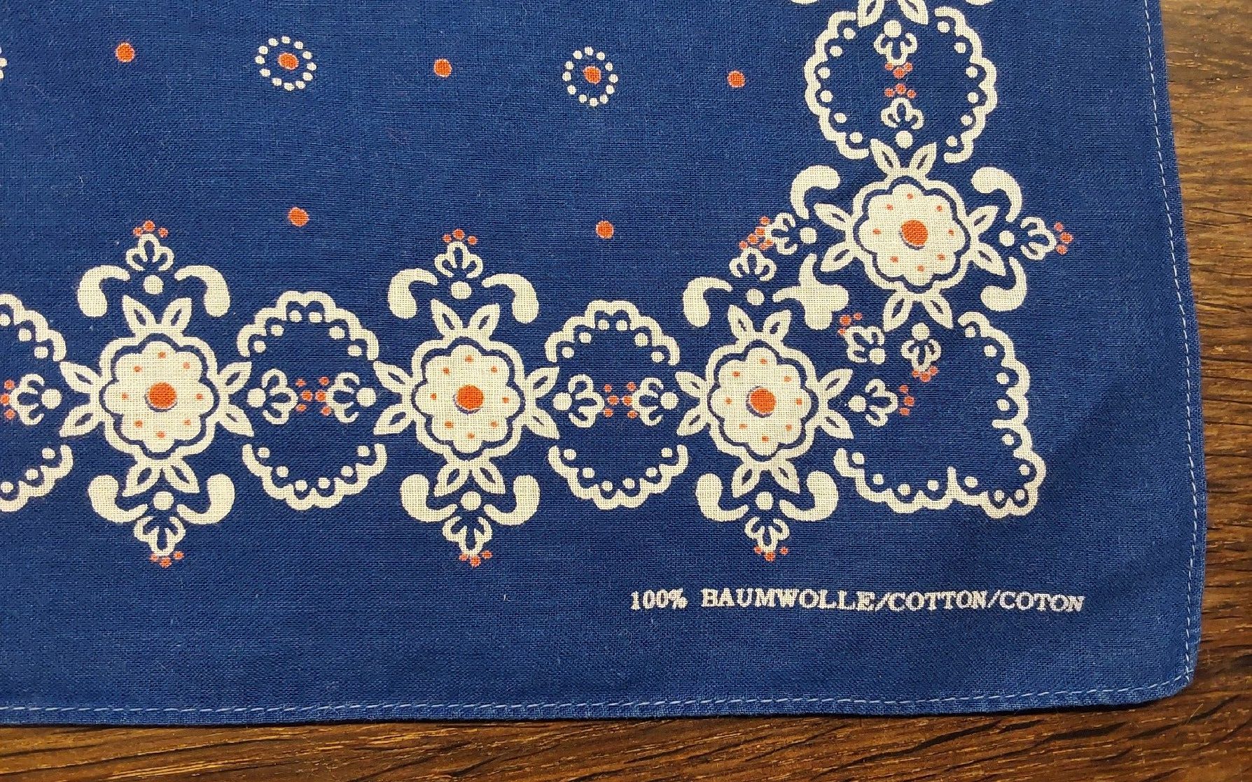 Foulard & Sciarpe: Baumwolltuch quadratisch blau – Usato da Köniz venduto da scopello12 2