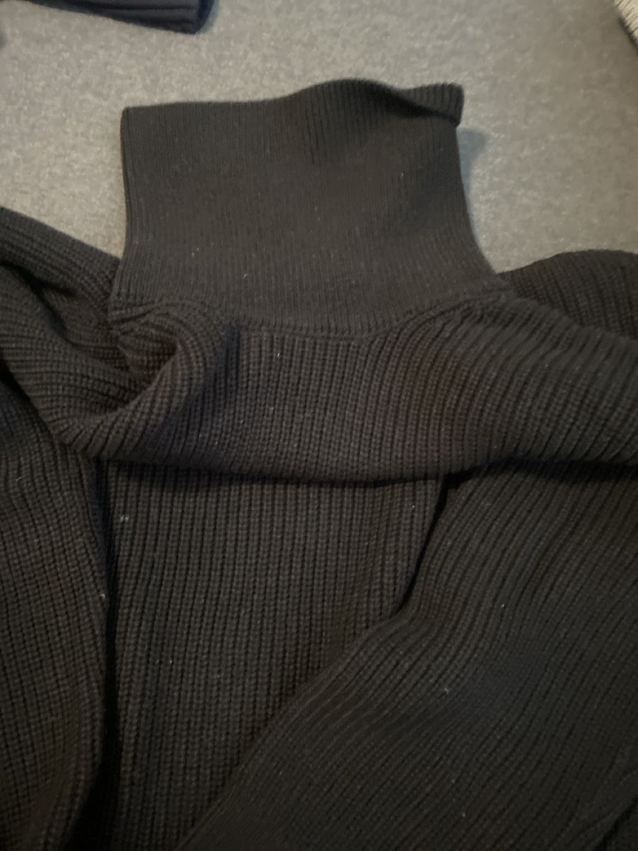 H&M Pulls & Sweat-shirts: Pull col roulé très chaud – Neuf (Voir description) à Chêne-Bougeries par Carol_gllo 1