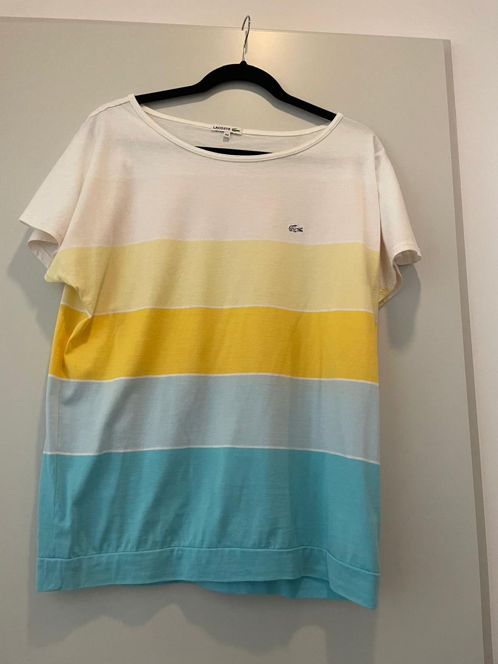 Lacoste T-shirts: lacoste shirt wie neu – D'occasion à Reinach BL par pinusmugo 4