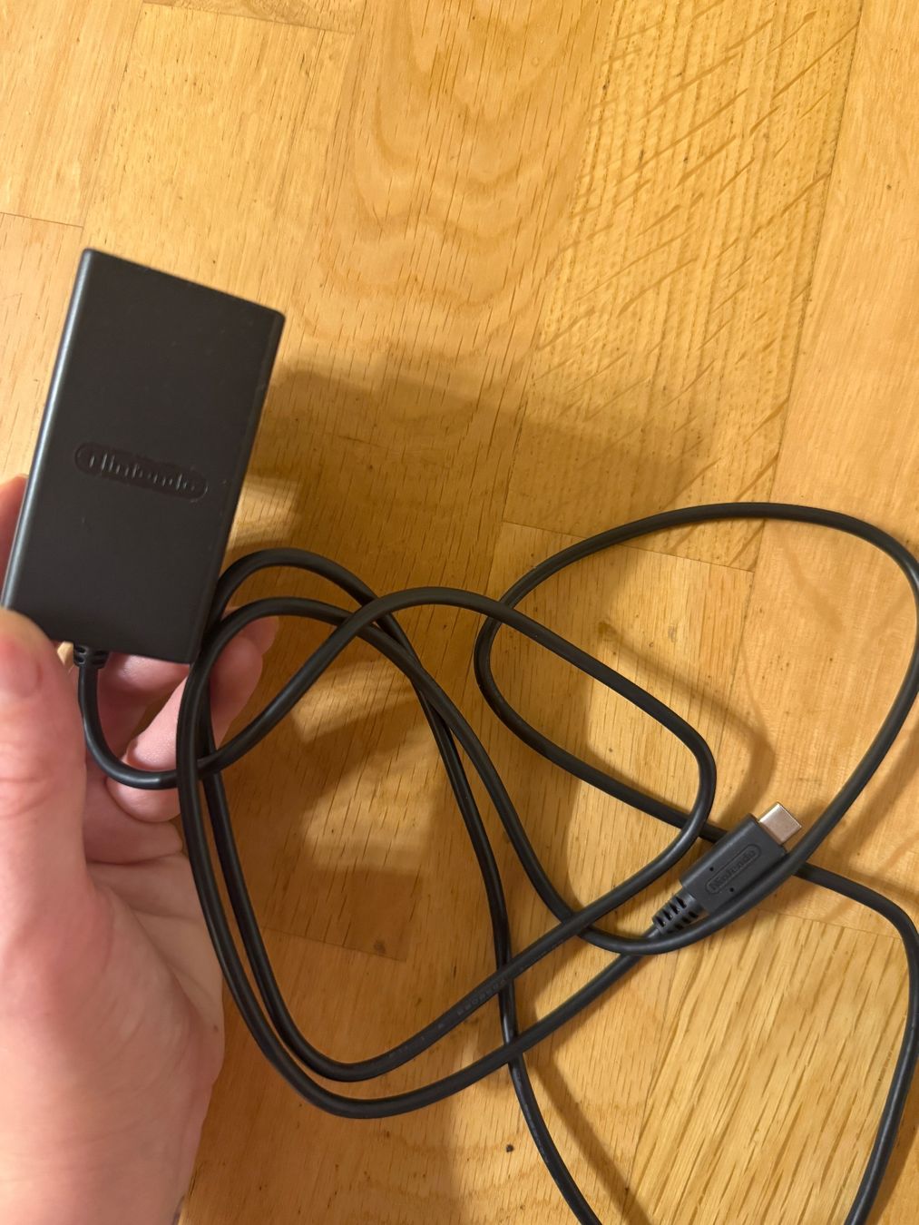 Nintendo Controller: Nintendo Switch Set: Dock, 2x Netzteil, Joy-Cons, Tasche – Gebraucht aus Hettiswil von jes_ss98 7