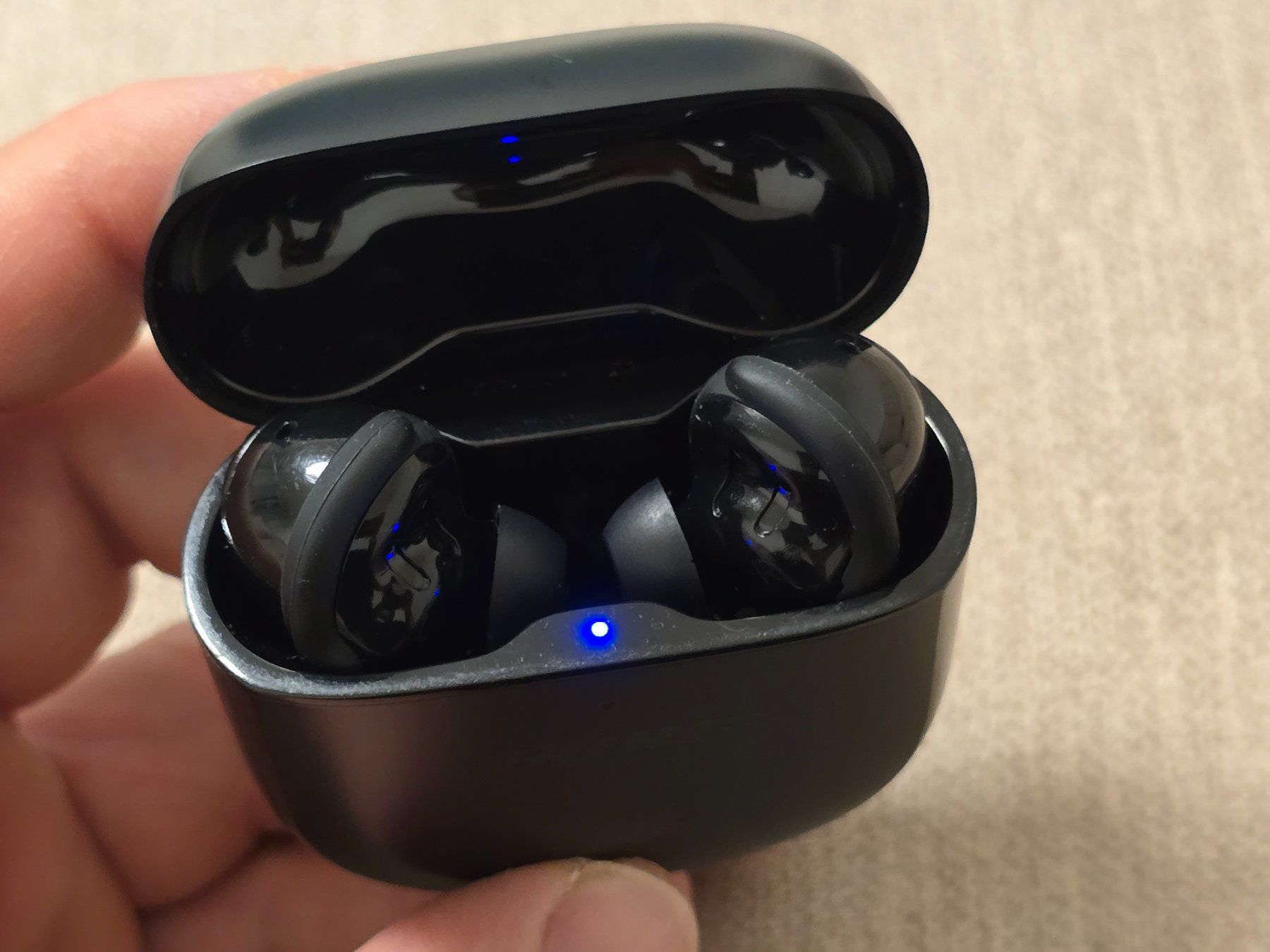 Bose Kopfhörer: Bose Earbuds 2 – Gebraucht aus Basel von Esmen 1