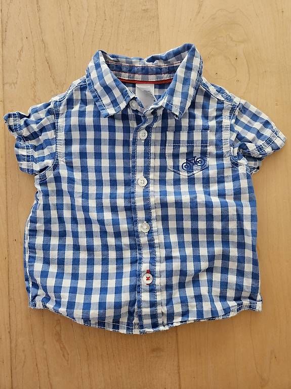 Camicie, Top & T-shirt: T-Shirt / Hemd 62 – Usato da Winterthur venduto da sim_g6ny 4
