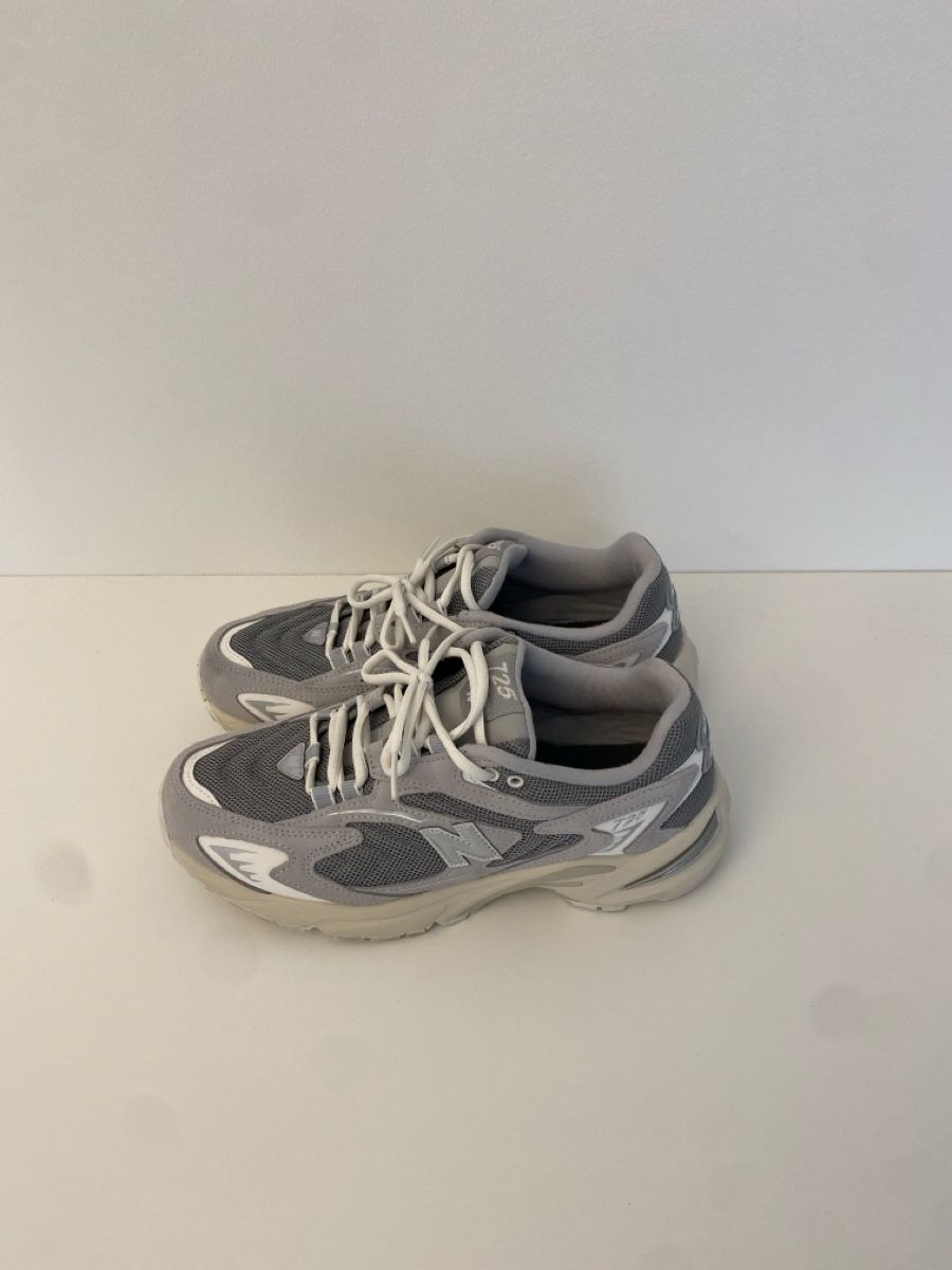 New Balance Scarpe da uomo: New Balance 725 Sneaker Size 42 – Usato da Brüttisellen venduto da xe_m 1