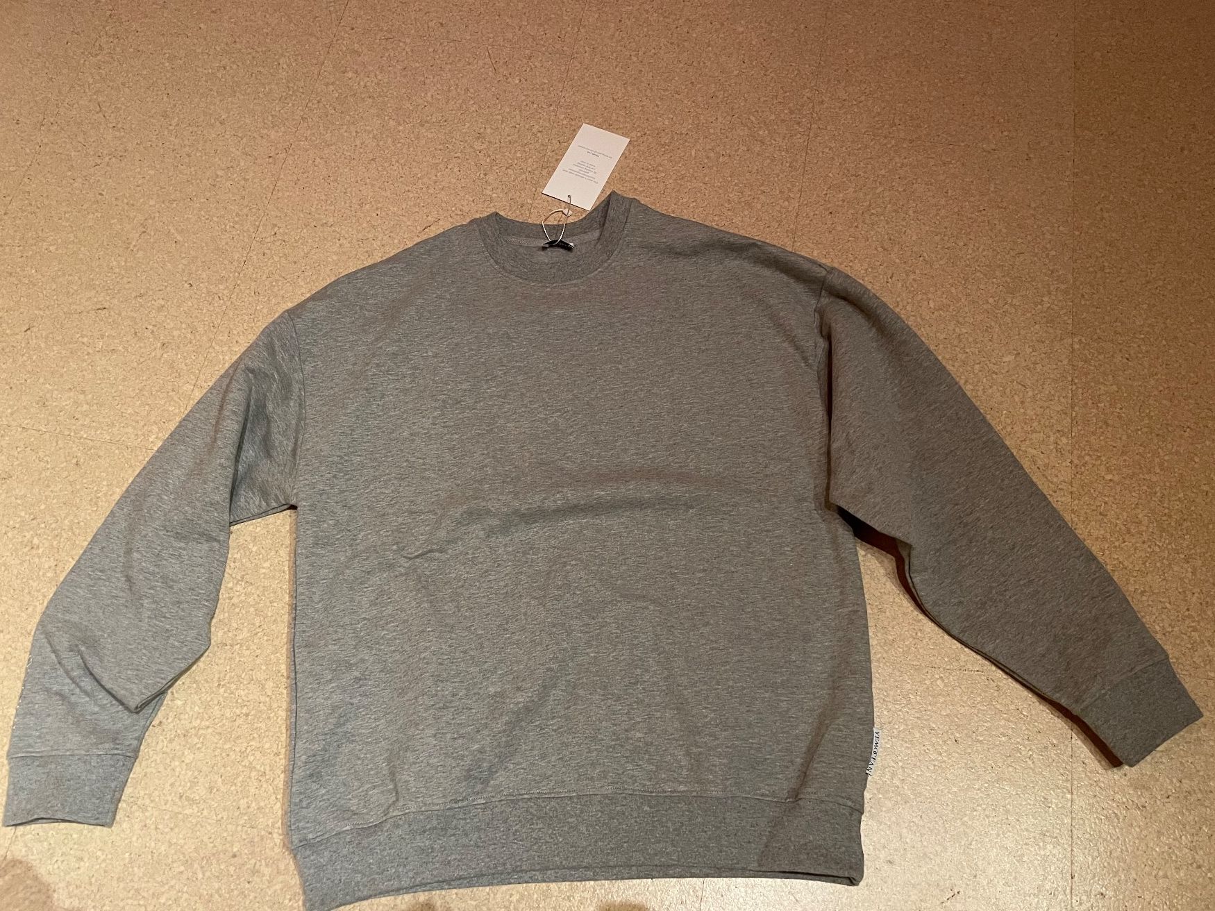 Yemocean Pullover & Sweatshirts: Pullover Yemocean grau Grösse S/M ungetragen – Neu und originalverpackt aus Lungern von Kiki.v