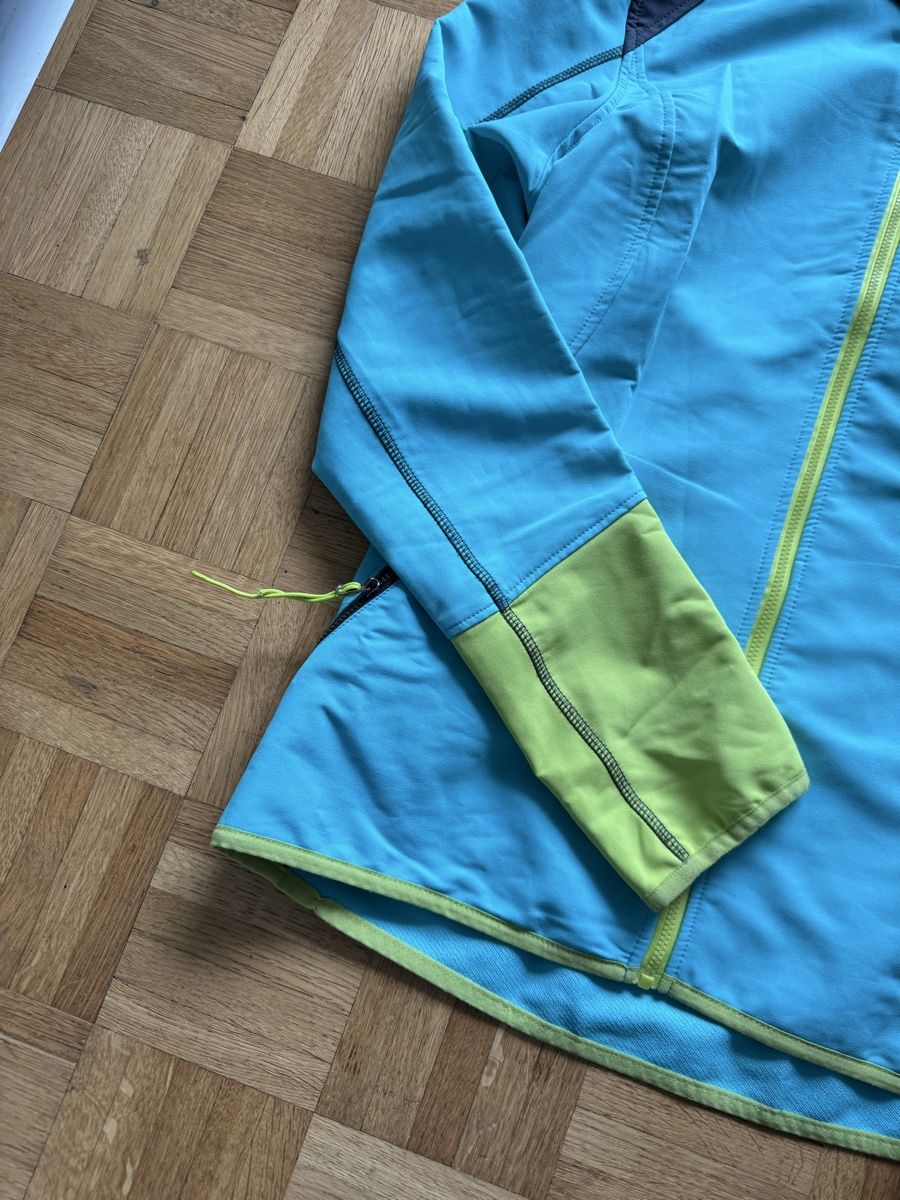 Jacken: Crane Softshell Jacket Women Blue Green, 42 – Neu (gemäss Beschreibung) aus Zürich von PeaceandLovex33 3