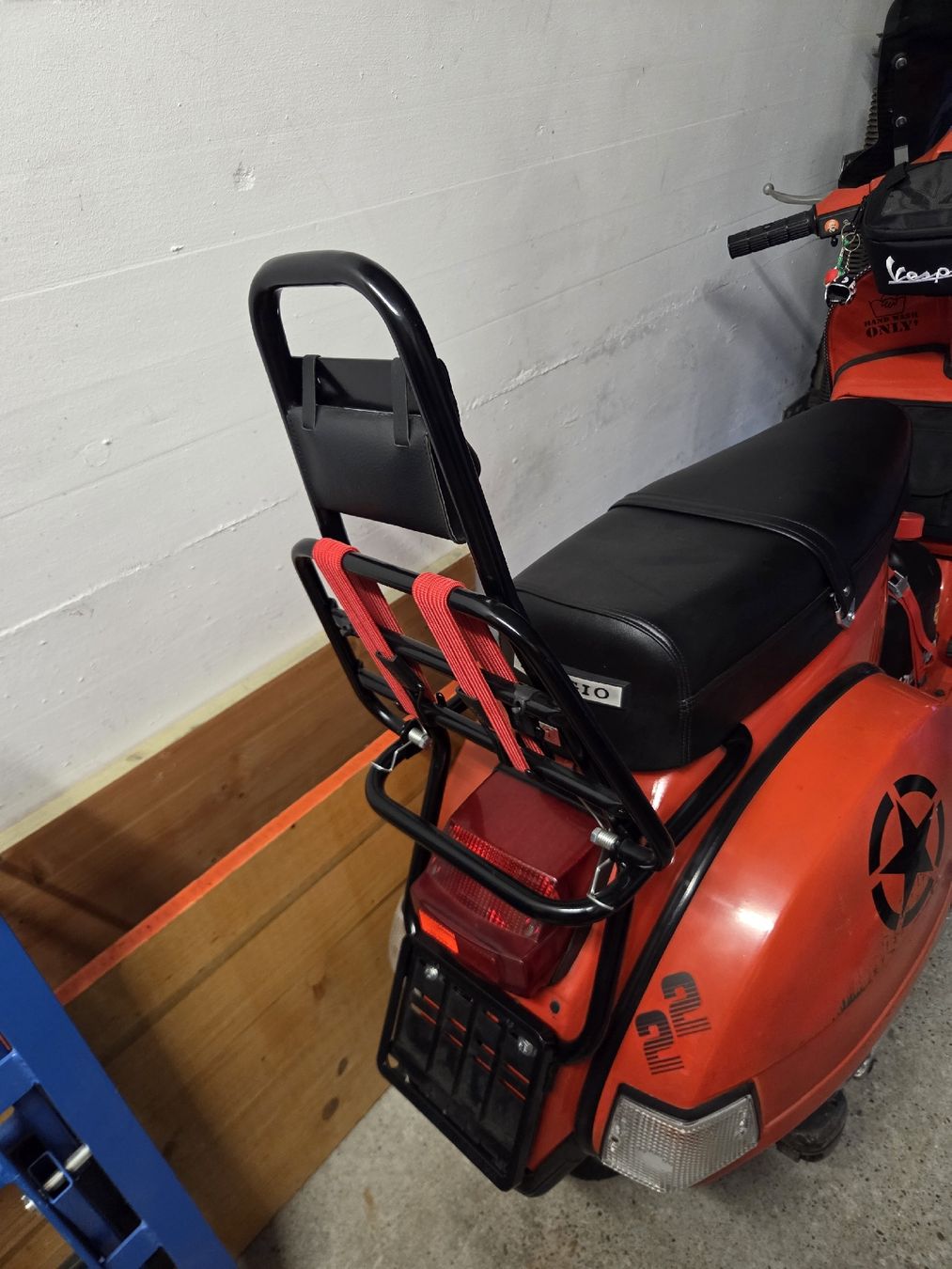 Vespa Scooter: VESPA PX – Usato da Frauenfeld venduto da LocoVw 2