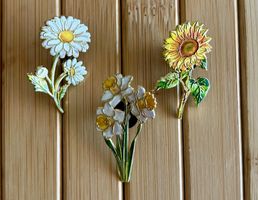 3x Pin Blumen