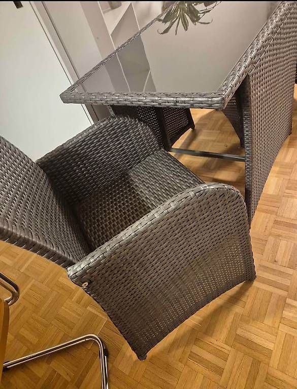 Set de table et chaises: Lounge set- Tisch & 2 Stühle – D'occasion à Hausen AG par sus_5fgn 1
