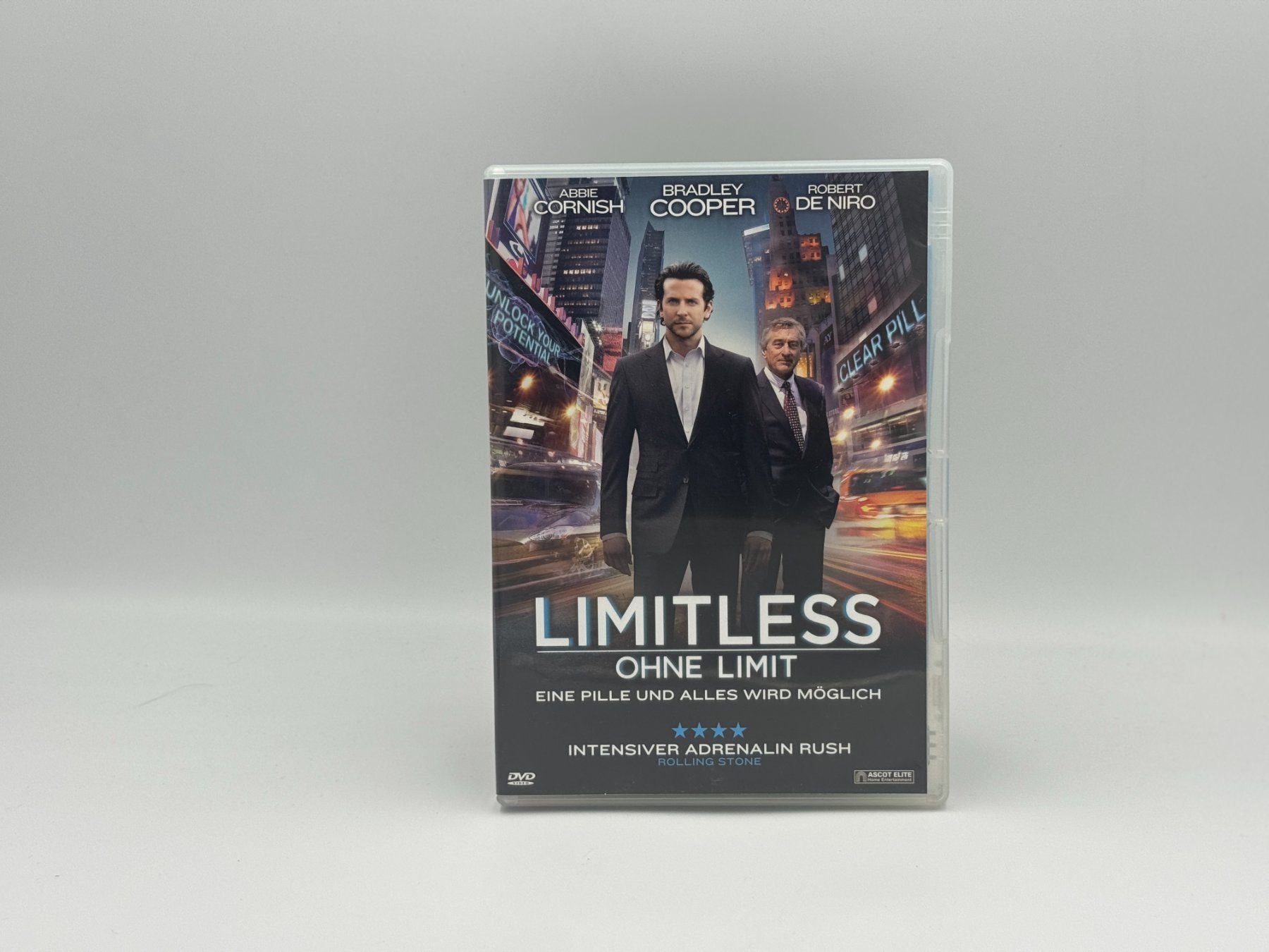 Tutti i DVDs: LIMITLESS - OHNE LIMIT - Versand A-Post nur CHF 2.50! – Usato da Siblingen venduto da the_92m7