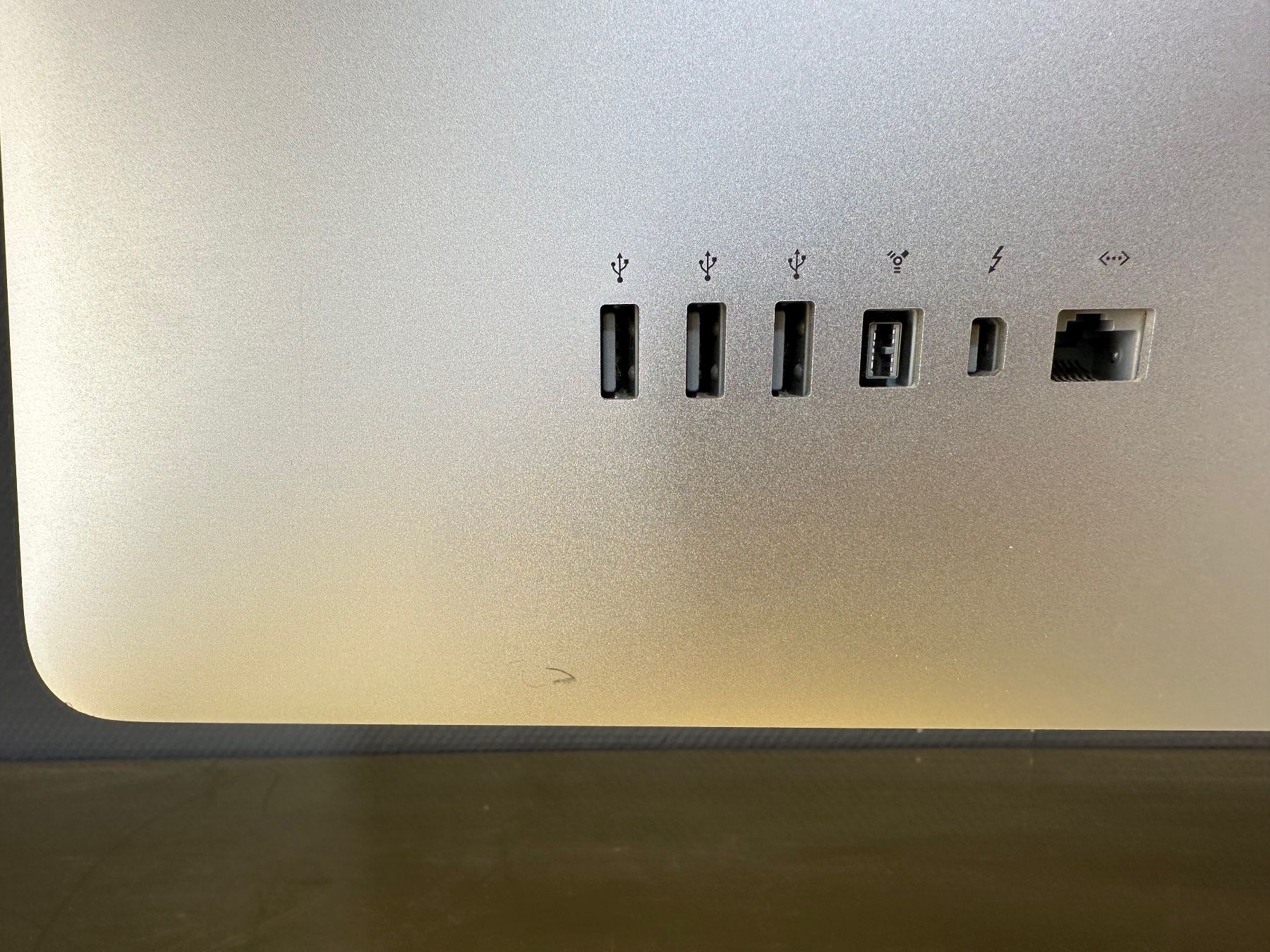 Apple Ecrans: Bildschirm Thunderbolt Apple, 27 Zoll – D'occasion à Laufenburg par Sirluger 5