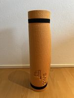 Yoga / Fitness / Sport Matte orange mit Trageband