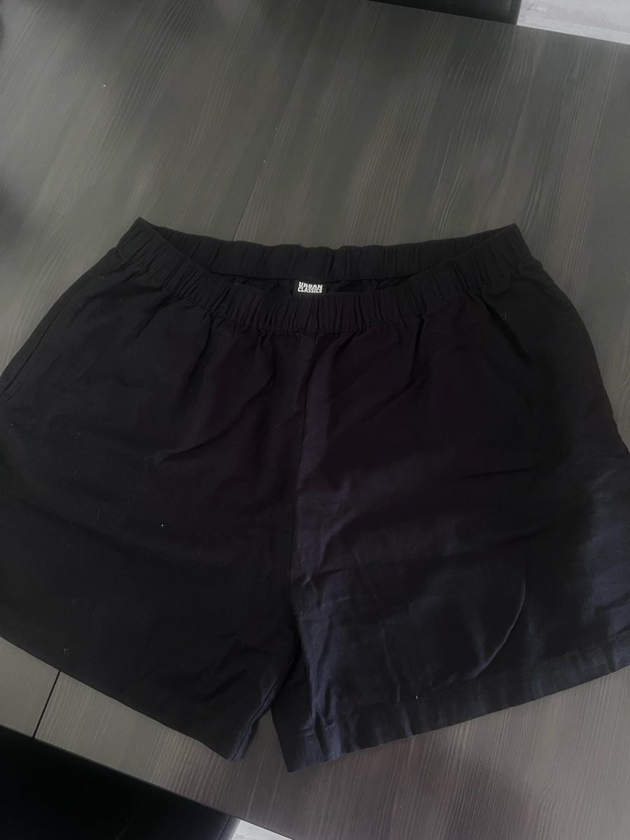 Pantaloni: Urban Classics Shorts schwarz XXL NEU – Nuovo (secondo la descrizione) da Glashütten venduto da x.mayla
