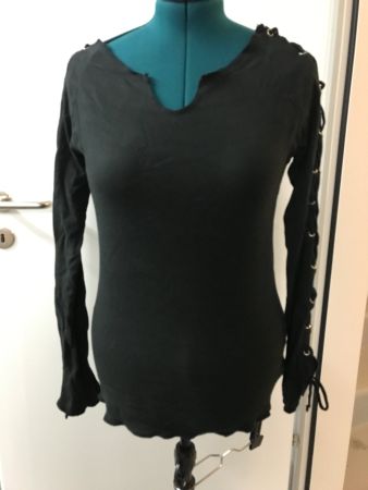 Schwarzes Langarmshirt mit Schnürung Gr. XL