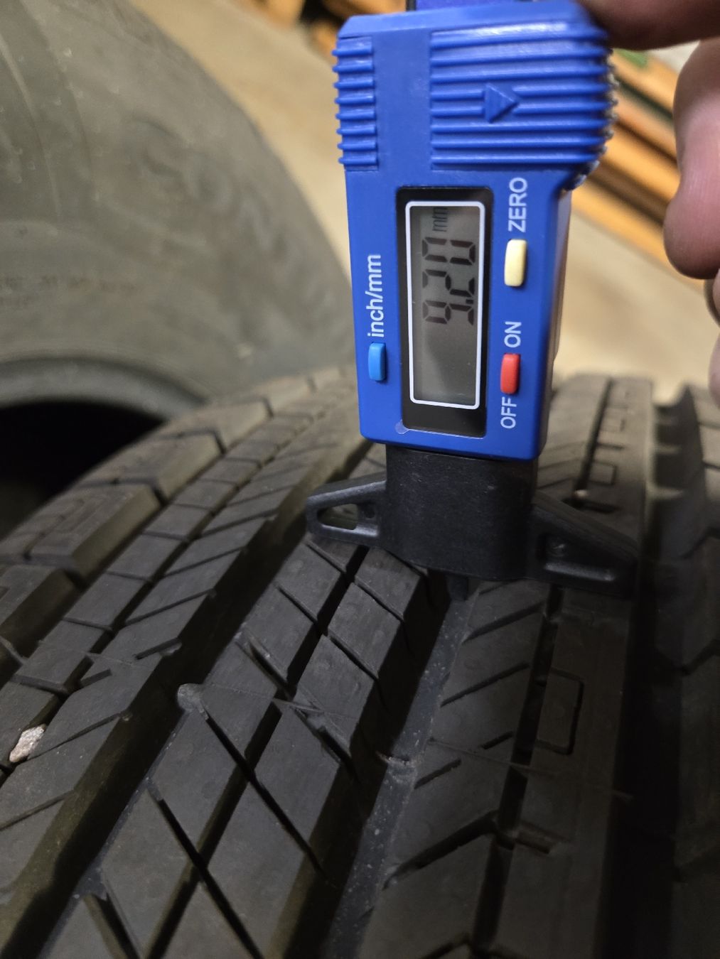 Continental Pneus & Kompletträder: Continental Allwetter 16Zoll – Gebraucht aus Obfelden von haech2011 5
