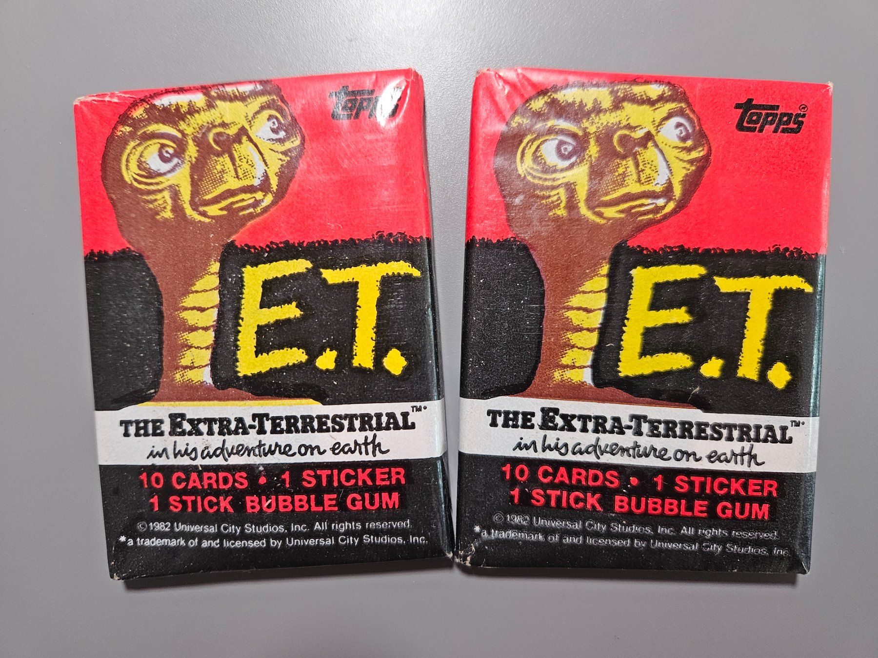 Topps Sammelbilder & Trading cards: 2x E.T. Topps Karten-Packung von 1982 - Neu! – Neu und originalverpackt aus Luzern von Family_guy