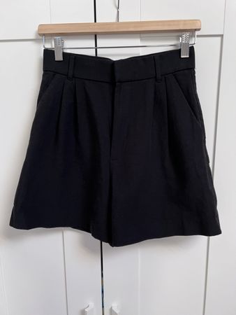 Zara Shorts Gr. S
