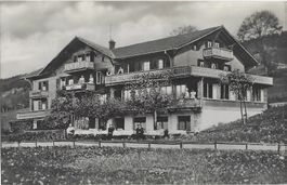Pension  Riedboden,  Beatenberg . Tel. 49 64    (belebt)