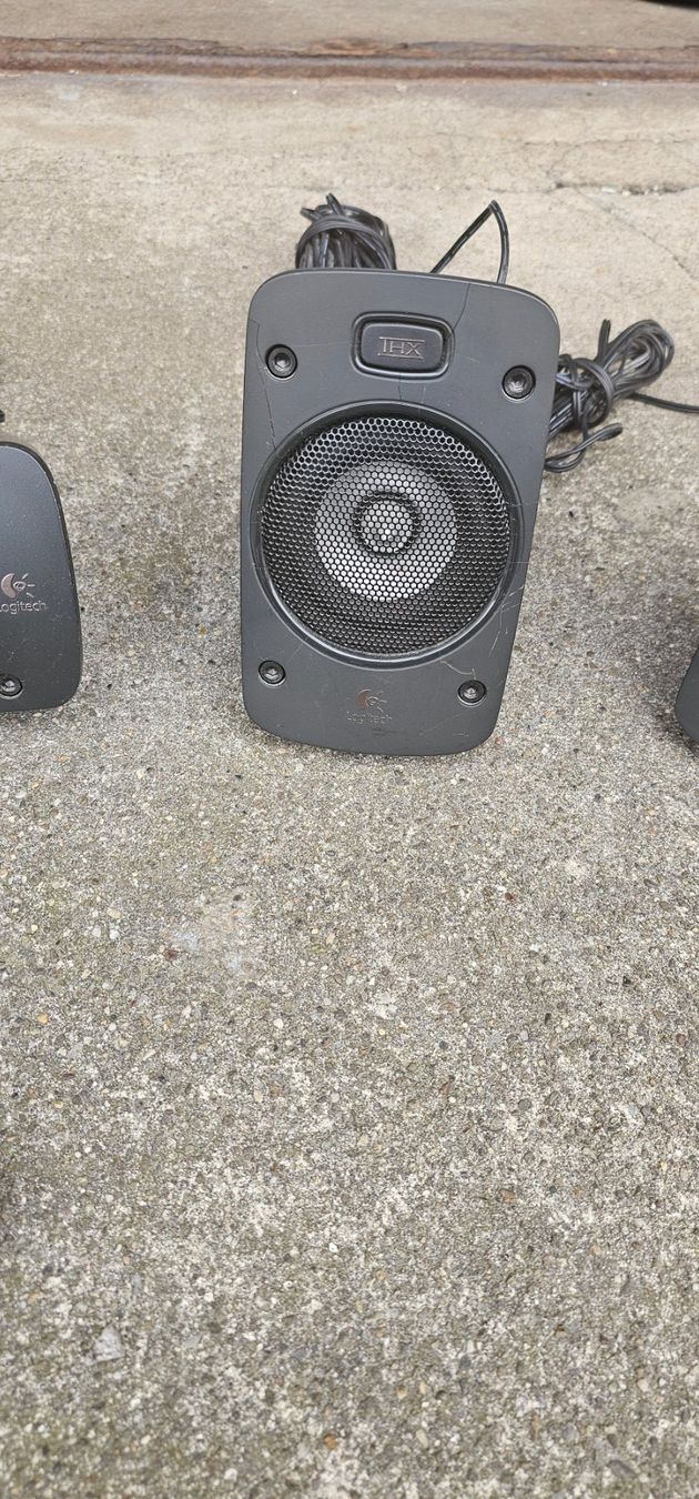 Logitech Lautsprecher: Logitech Z906 5.1 System – Gebraucht aus Wangen b. Olten von mcf_9jhc 2