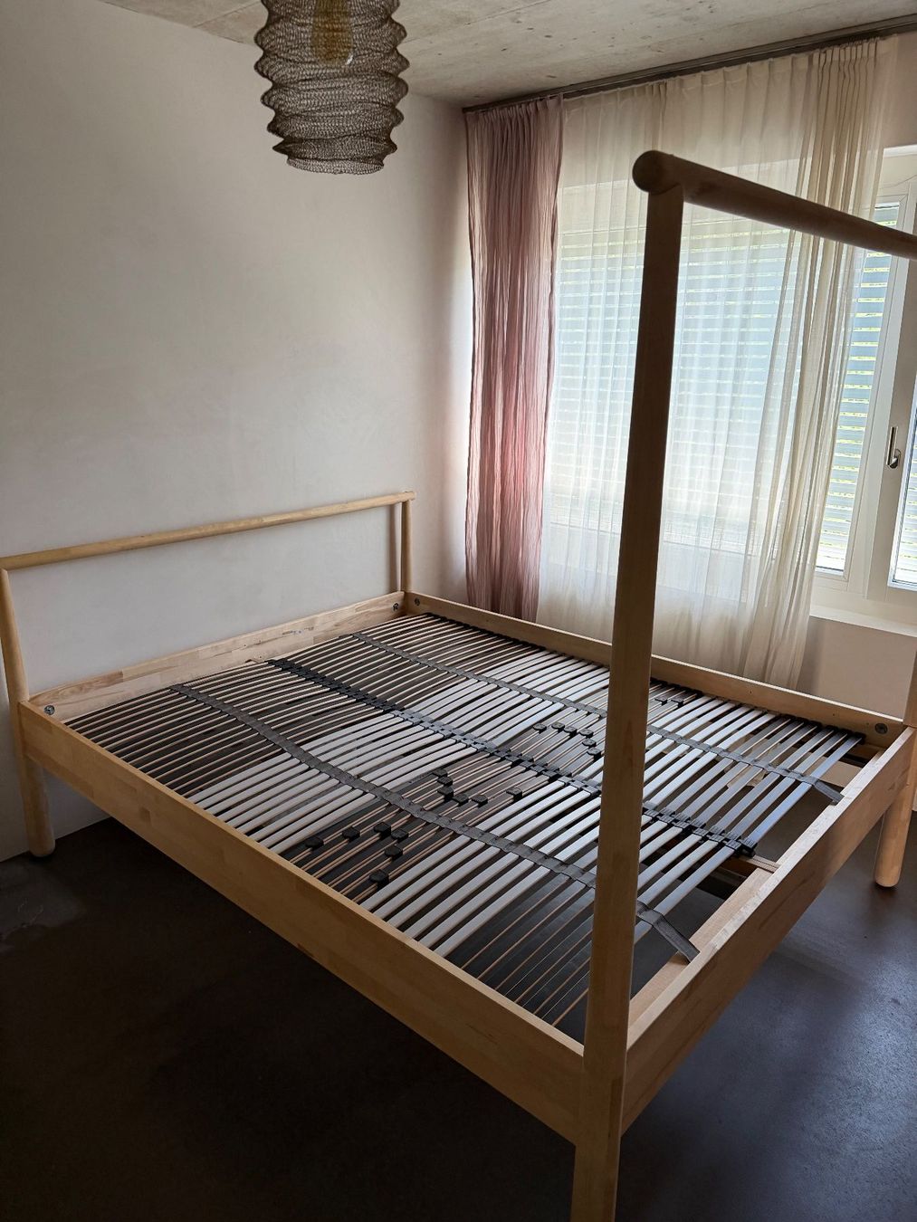 Lits: Bett aus Holz – D'occasion à Oberarth par theilera 1