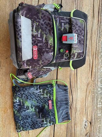 Schulrucksack und Turnbeutel 