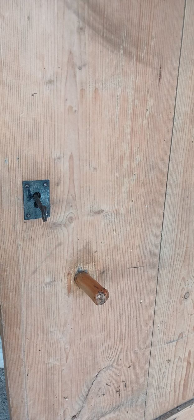 Türen: Antike Holztüre – Gebraucht aus Achseten von secondHand02 2