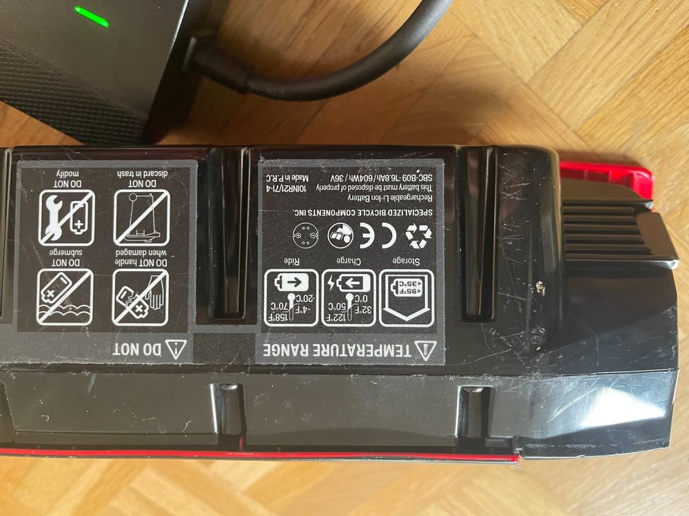 SPECIALIZED Turbo Vado und Como 604 Wh 36V 16.8Ah Akku (Gebraucht) in ...