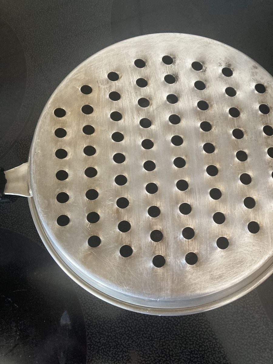 Elettrodomestici da cucina: Spätzlisieb von MEWA – Usato da Frenkendorf venduto da helping5 2