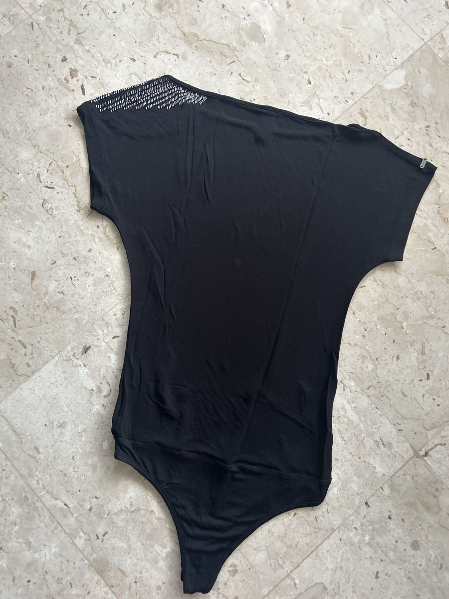 Guess T-shirt: Body GUESS taglia S – Nuovo (secondo la descrizione) da Locarno venduto da Matic04 5