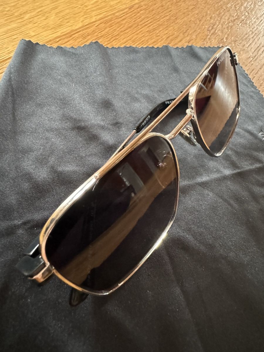 Prada Occhiali & Lenti: Original Prada Sonnenbrille PRZ01UV in Silber – Nuovo (secondo la descrizione) da Seon venduto da noe_zz6w 2