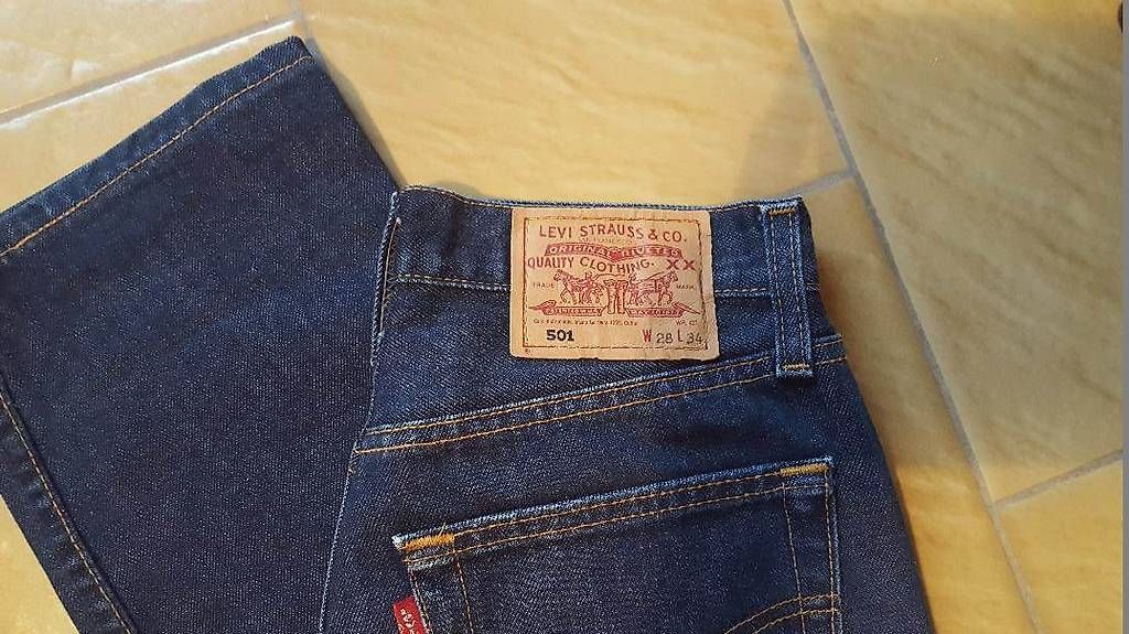 Jeans: JEANS LEVIS TAILLE 28-34 – Neu und originalverpackt aus Genève von sandhy 1