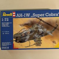 3004 ... Bell AH-1 W Super Cobra ... Revell 04415