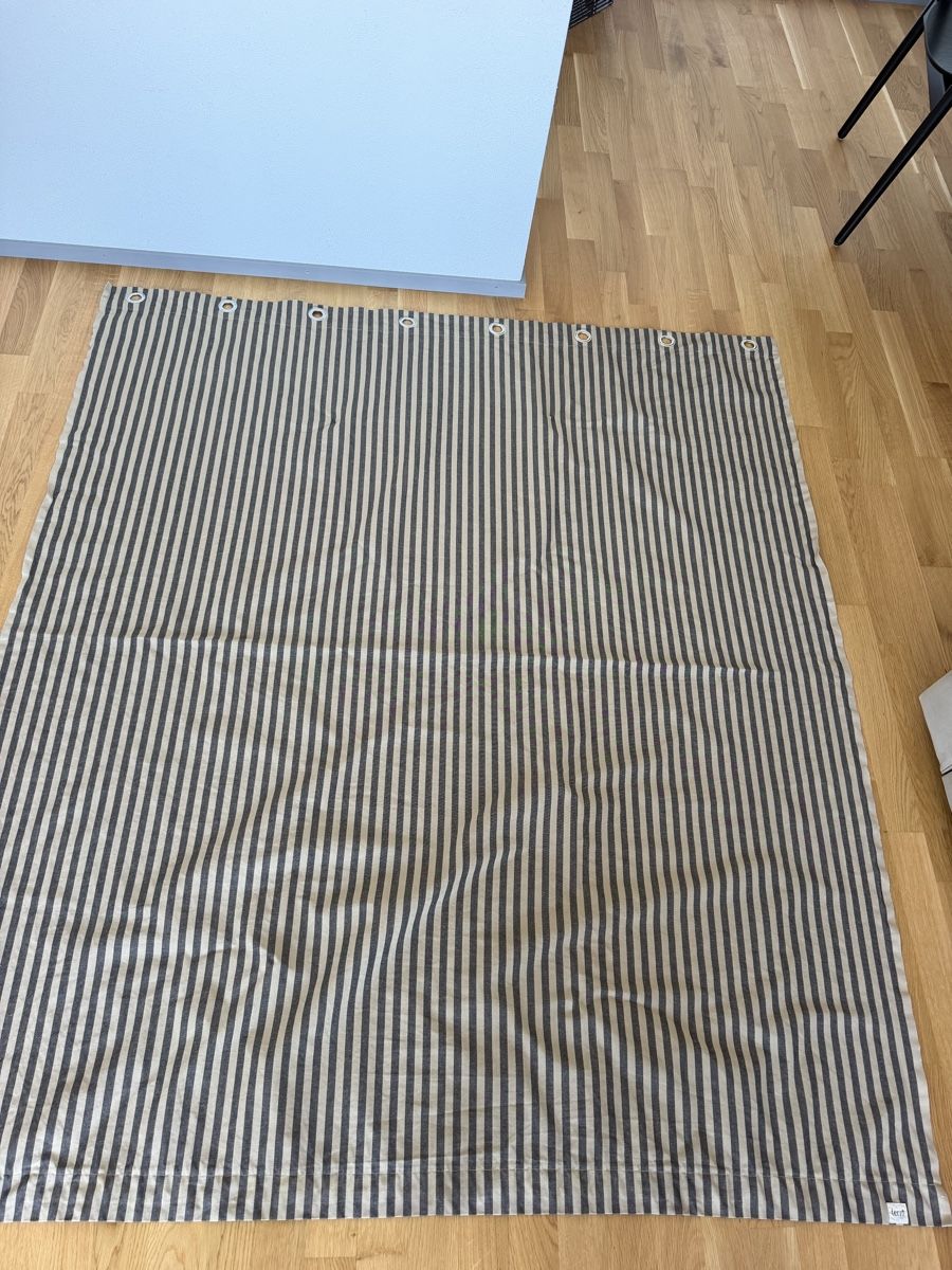 Vorhänge: Ferm Living Duschvorhang  – Gebraucht aus Zürich von bgg 2