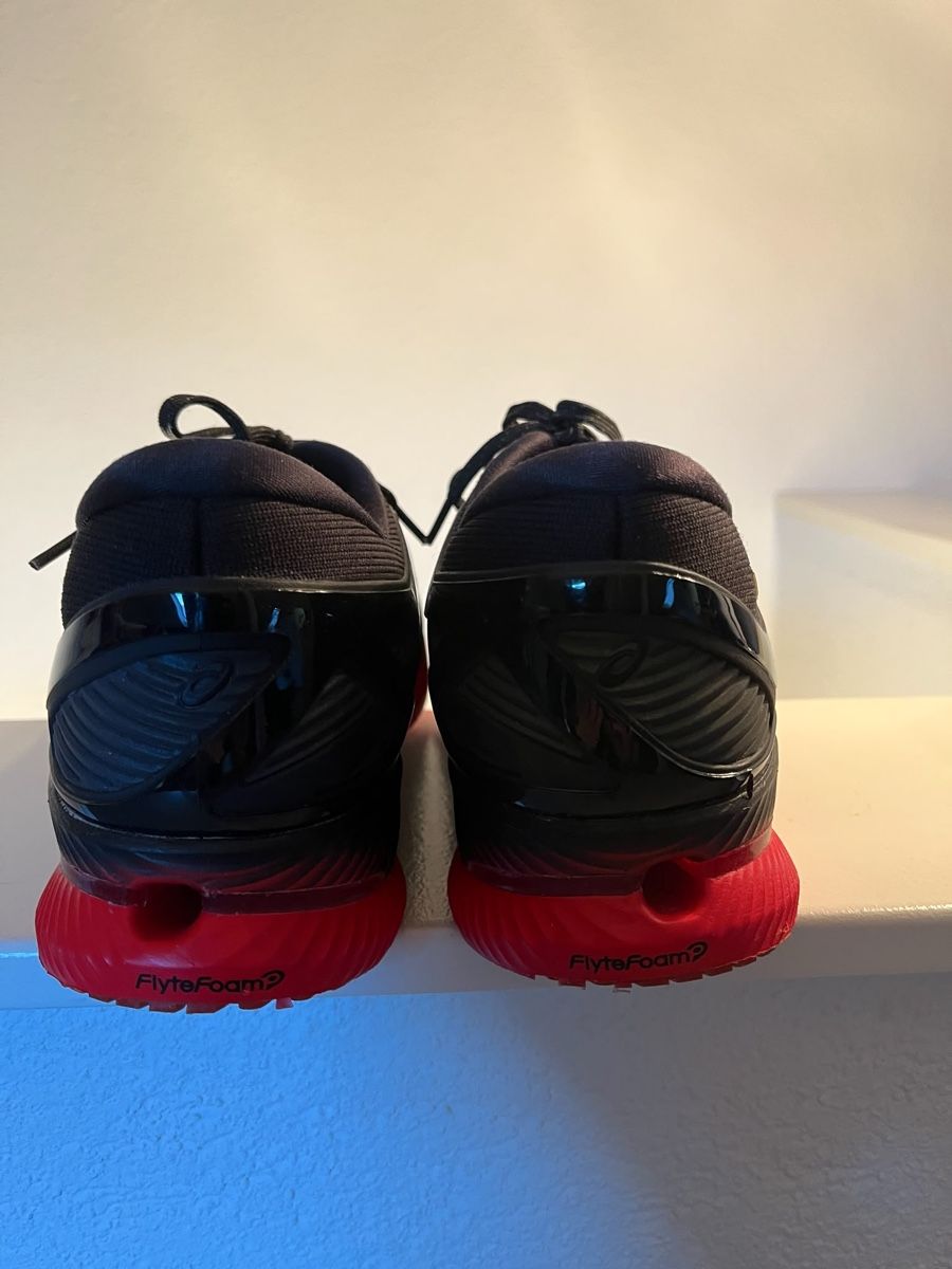 Asics Scarpe da uomo: Laufschuh ASICS MetaRide – Usato da Thun venduto da mir_8tjd 2