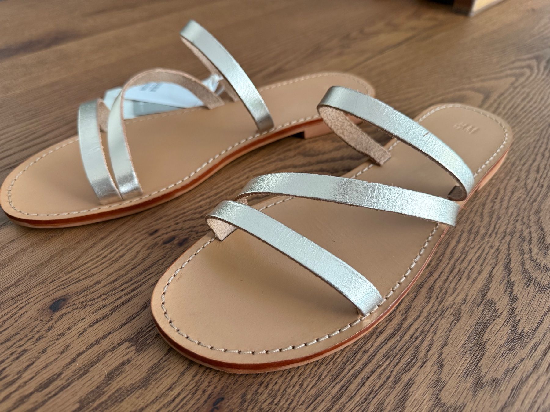 H&M Chaussures femmes: Sandalen Grösse 42 – Neuf (Voir description) à Liestal par sim_f7js